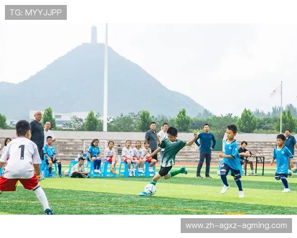 高原绿茵挑战:足球赛场上的氧气博弈与体能密码 高原绿茵挑战:足球赛场上的氧气博弈与体能密码